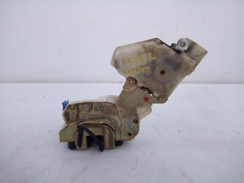 Recambio de cerradura maletero / porton para nissan terrano/terrano.ii (r20) se (5-ptas.) referencia OEM IAM 8055301U61  E2-A4-5