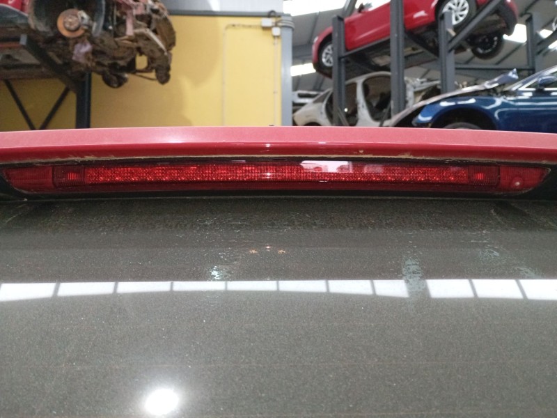 Recambio de luz central de freno para skoda kamiq (nw4) 1.0 tsi referencia OEM IAM   