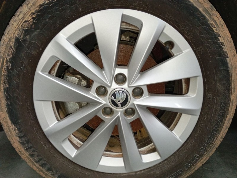 Recambio de llanta sin neumatico para skoda kamiq (nw4) 1.0 tsi referencia OEM IAM   