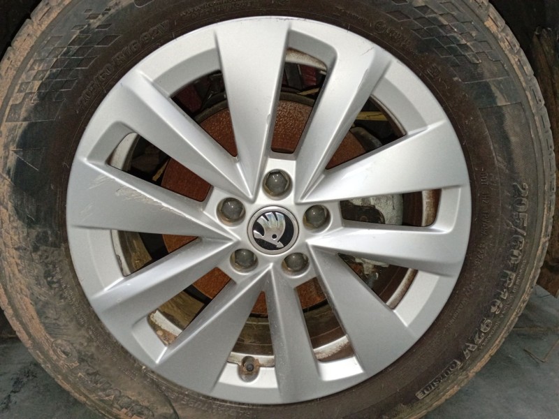 Recambio de llanta sin neumatico para skoda kamiq (nw4) 1.0 tsi referencia OEM IAM 16 PULGADAS  
