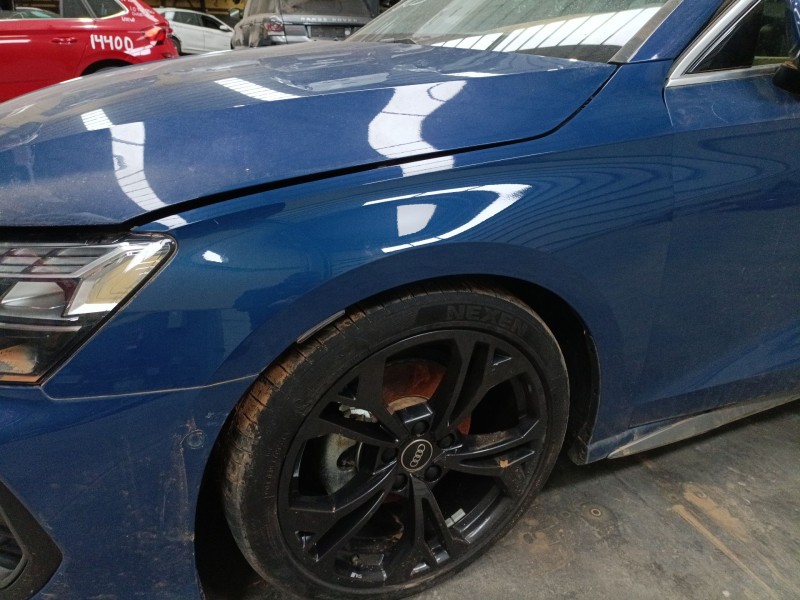 Recambio de aleta delantera izquierda para audi a3 sportback (8ya, 8yf) 35 tdi referencia OEM IAM   