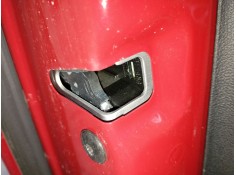 CERRADURA PUERTA TRASERA IZQUIERDA 