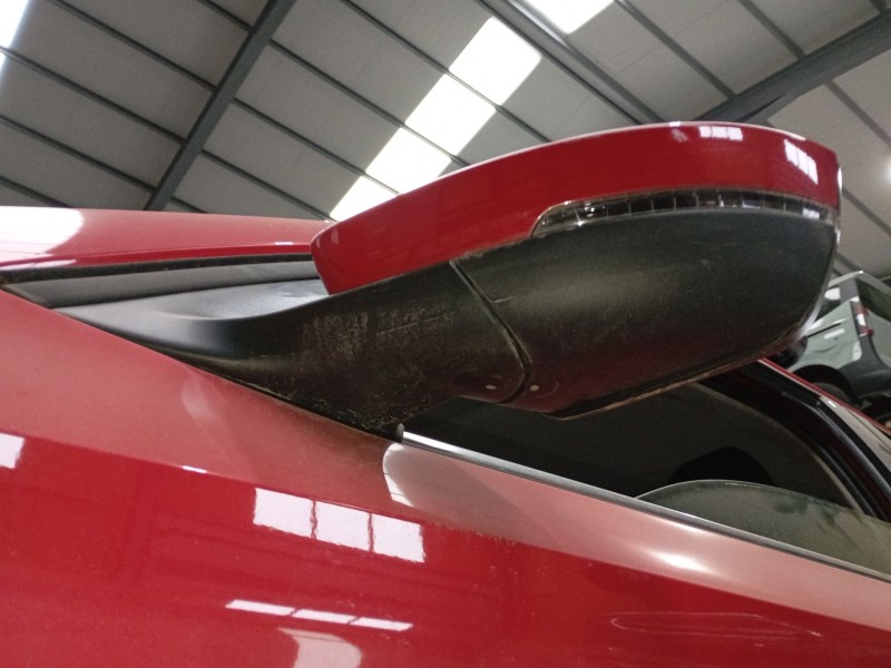 Recambio de retrovisor izquierdo electrico para skoda kamiq (nw4) 1.0 tsi referencia OEM IAM   