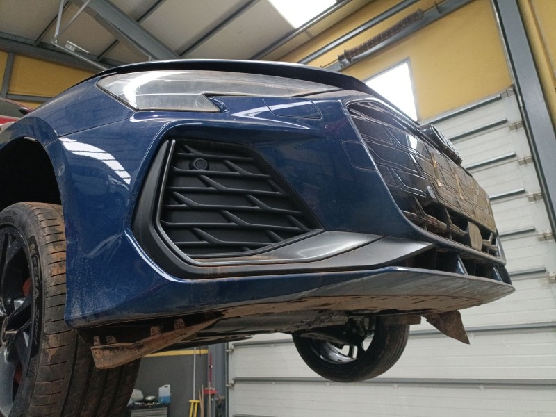 Recambio de paragolpes delantero para audi a3 sportback (8ya, 8yf) 35 tdi referencia OEM IAM   