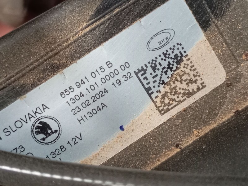 Recambio de faro izquierdo xenon para skoda kamiq (nw4) 1.0 tsi referencia OEM IAM 655941015B  