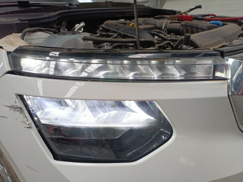 Recambio de faro derecho xenon para skoda kamiq (nw4) 1.0 tsi referencia OEM IAM   