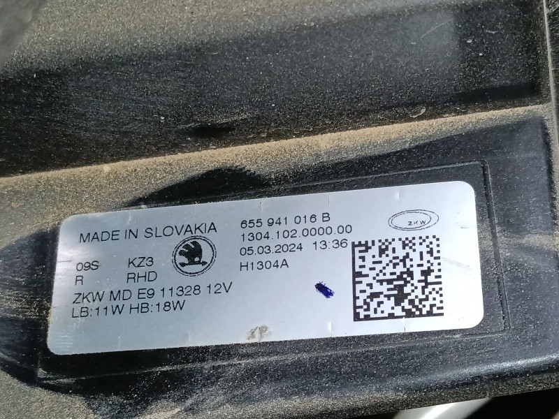 Recambio de faro derecho xenon para skoda kamiq (nw4) 1.0 tsi referencia OEM IAM   