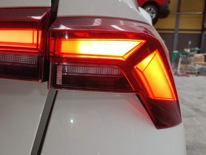 Recambio de piloto trasero derecho para skoda kamiq (nw4) 1.0 tsi referencia OEM IAM   