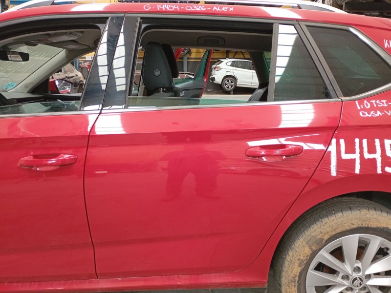 Recambio de puerta trasera izquierda para skoda kamiq (nw4) 1.0 tsi referencia OEM IAM   