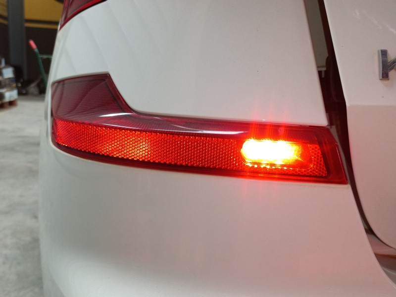 Recambio de piloto trasero izquierdo paragolpes para skoda kamiq (nw4) 1.0 tsi referencia OEM IAM   