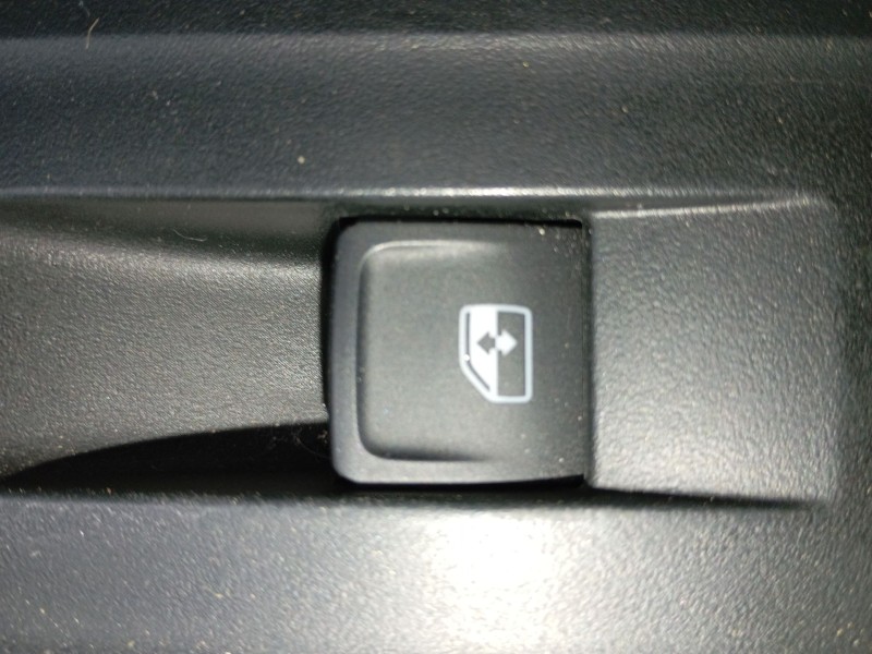 Recambio de mando elevalunas delantero derecho para skoda kamiq (nw4) 1.0 tsi referencia OEM IAM   