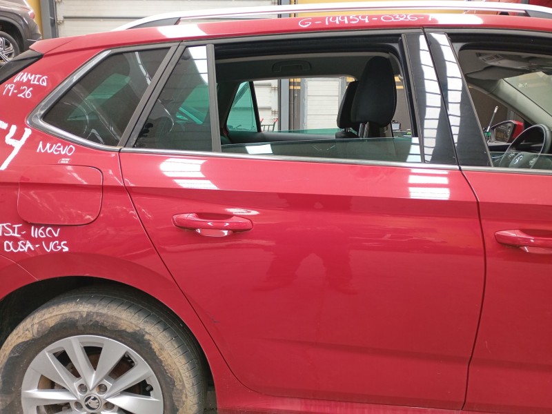 Recambio de puerta trasera derecha para skoda kamiq (nw4) 1.0 tsi referencia OEM IAM   