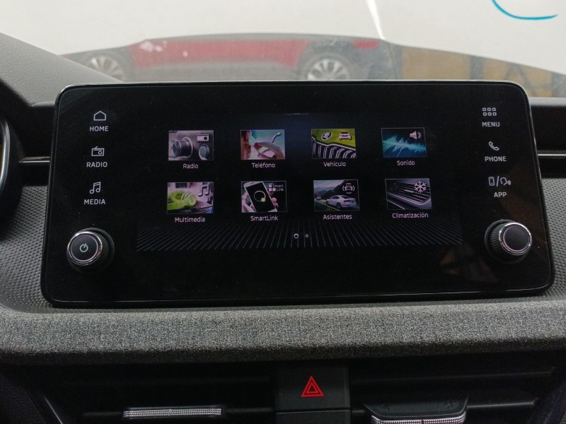 Recambio de sistema audio / radio cd para skoda kamiq (nw4) 1.0 tsi referencia OEM IAM   