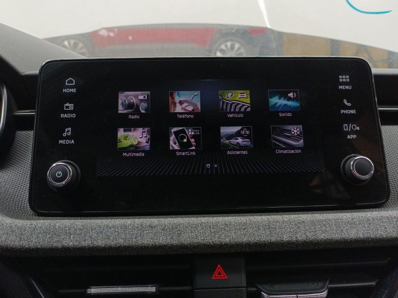 Recambio de sistema audio / radio cd para skoda kamiq (nw4) 1.0 tsi referencia OEM IAM   