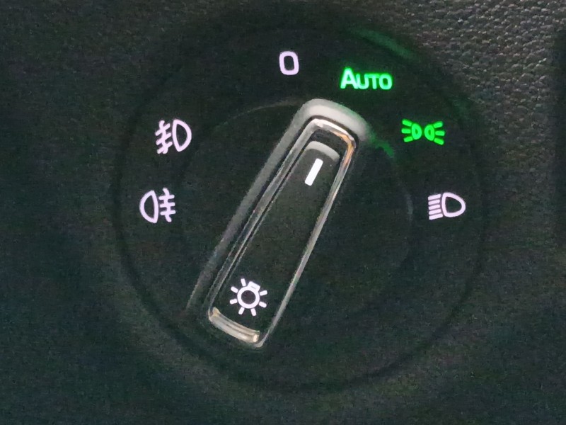 Recambio de mando luces para skoda kamiq (nw4) 1.0 tsi referencia OEM IAM   