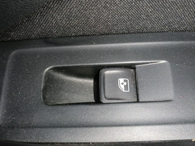 Recambio de mando elevalunas delantero derecho para skoda kamiq (nw4) 1.0 tsi referencia OEM IAM   