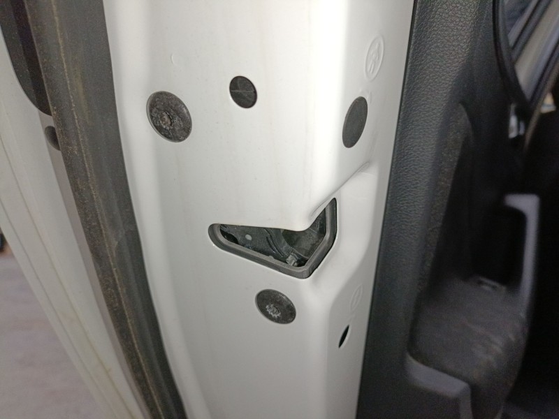 Recambio de cerradura puerta trasera izquierda para skoda kamiq (nw4) 1.0 tsi referencia OEM IAM   