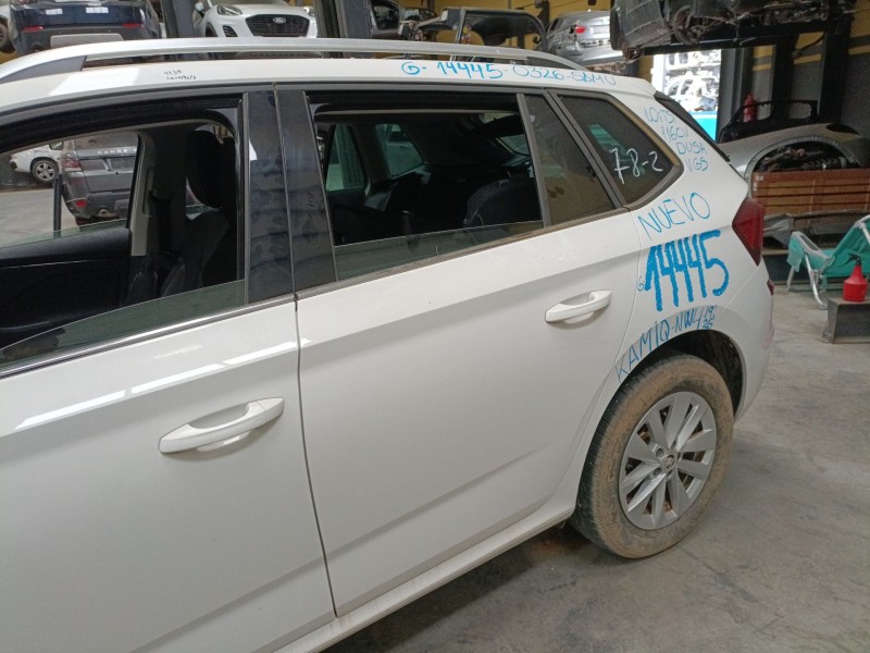 Recambio de puerta trasera izquierda para skoda kamiq (nw4) 1.0 tsi referencia OEM IAM   