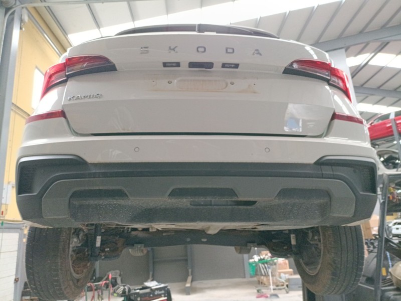 Recambio de paragolpes trasero para skoda kamiq (nw4) 1.0 tsi referencia OEM IAM   
