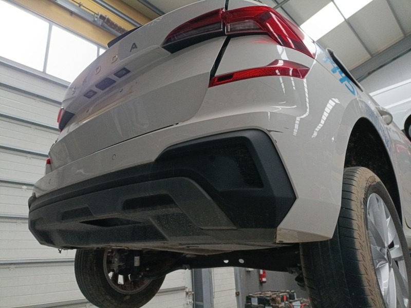 Recambio de paragolpes trasero para skoda kamiq (nw4) 1.0 tsi referencia OEM IAM   