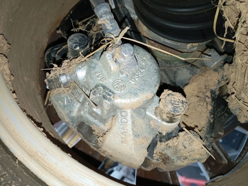 Recambio de pinza freno delantera derecha para skoda kamiq (nw4) 1.0 tsi referencia OEM IAM   