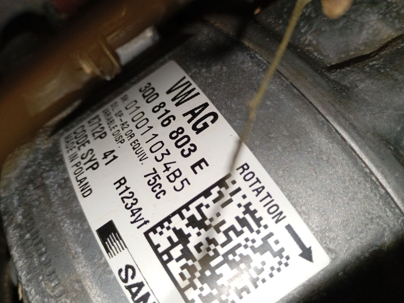 Recambio de compresor aire acondicionado para skoda kamiq (nw4) 1.0 tsi referencia OEM IAM 3Q0816803E  