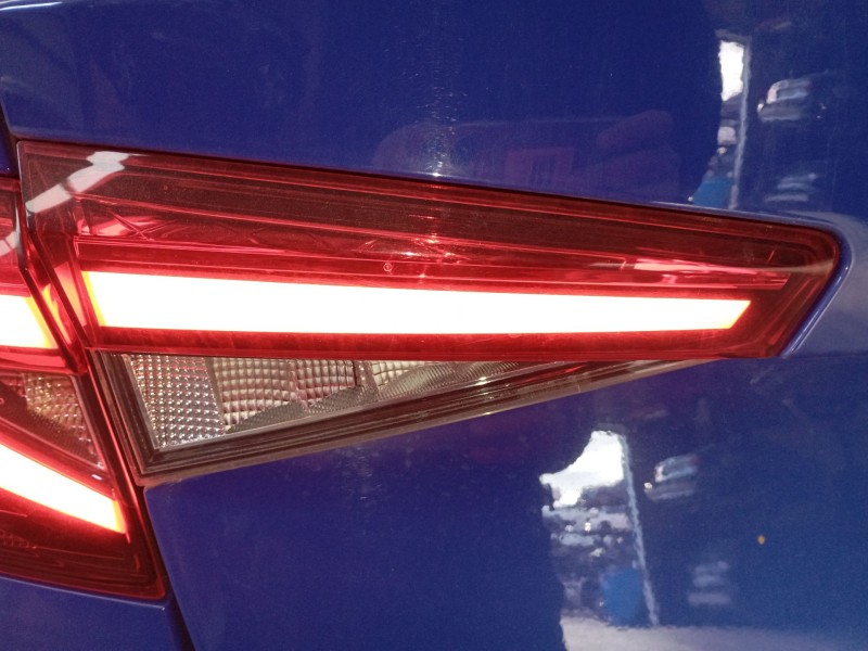 Recambio de piloto trasero izquierdo porton para skoda fabia iv (pj3) 1.0 tsi referencia OEM IAM   