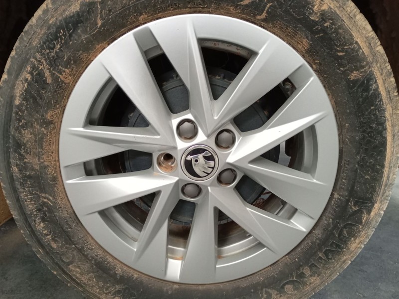 Recambio de llanta sin neumatico para skoda fabia iv (pj3) 1.0 tsi referencia OEM IAM 15 PULGADAS  