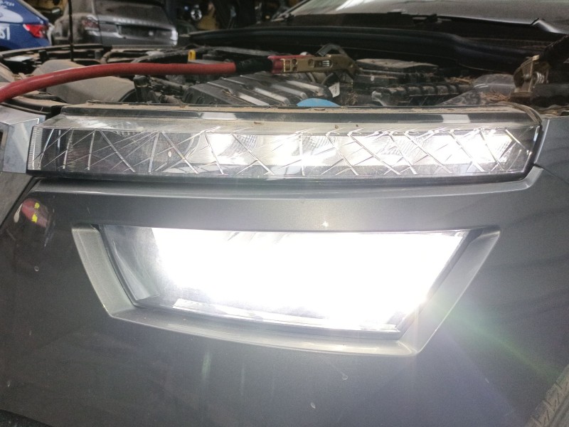 Recambio de faro izquierdo xenon para skoda kamiq (nw4) 1.0 tsi referencia OEM IAM 658941015  