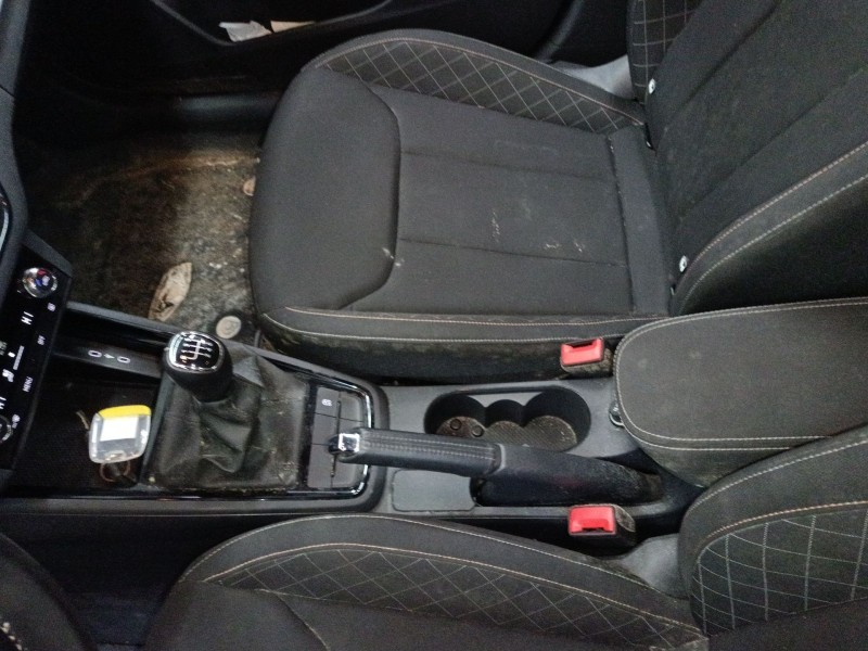 Recambio de consola central para skoda kamiq (nw4) 1.0 tsi referencia OEM IAM   