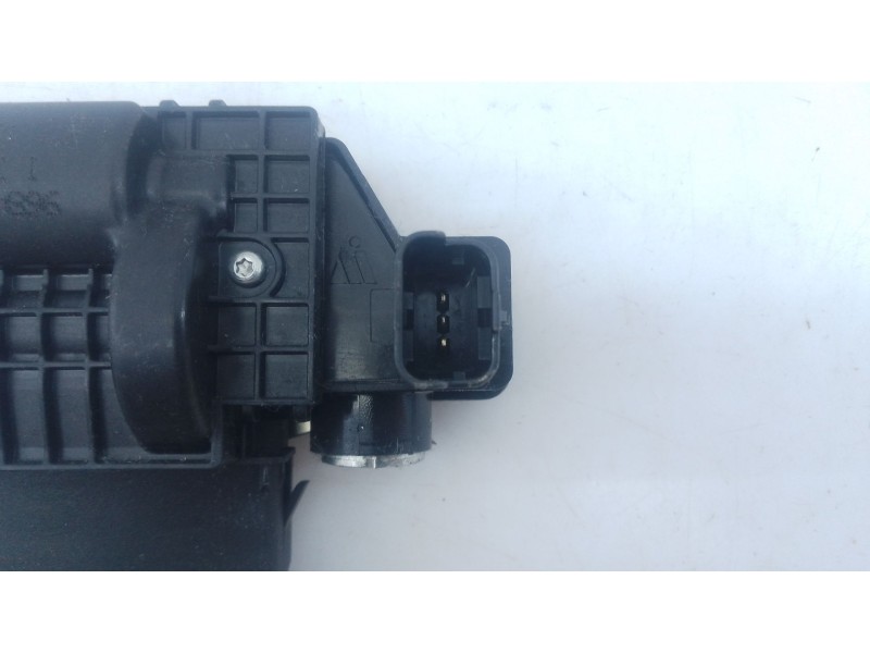 Recambio de cerradura maletero / porton para peugeot 208 ii (ub_, up_, uw_, uj_) e-208 referencia OEM IAM   