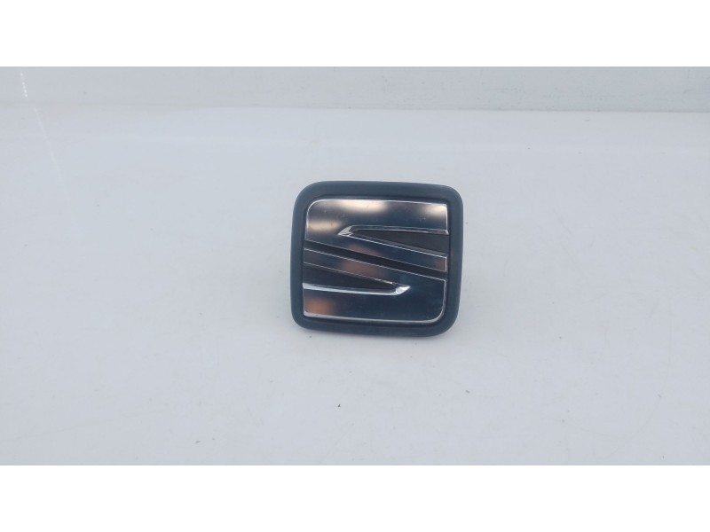 Recambio de maneta exterior porton para seat leon sportstourer kl8 fr hybrid referencia OEM IAM   