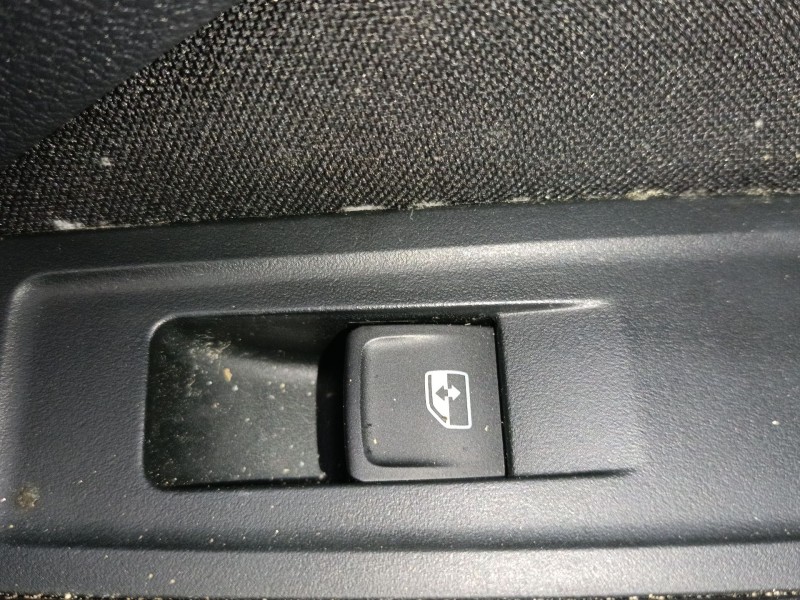 Recambio de mando elevalunas trasero derecho para skoda kamiq (nw4) 1.0 tsi referencia OEM IAM   