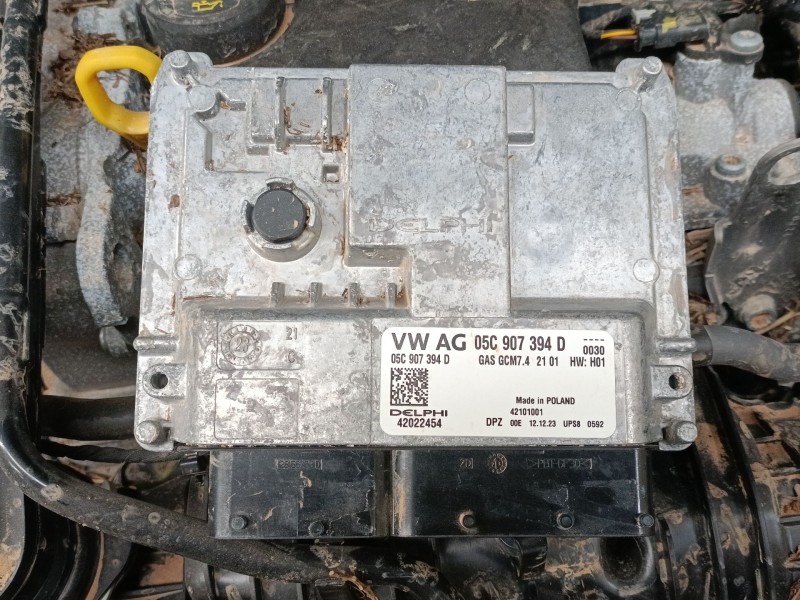 Recambio de centralita motor uce para skoda kamiq (nw4) 1.0 tsi referencia OEM IAM 05C907394D 42022454 