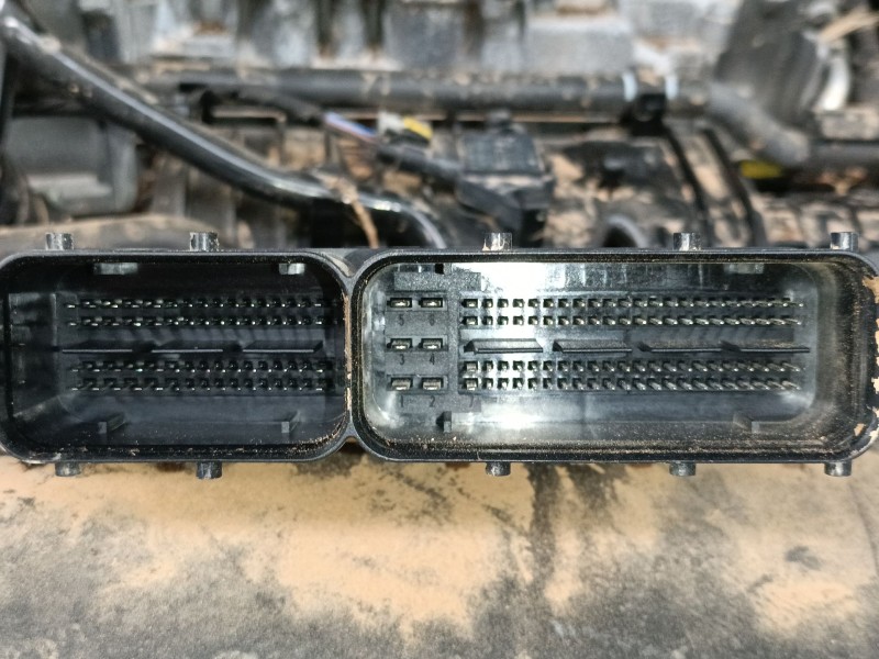 Recambio de centralita motor uce para skoda kamiq (nw4) 1.0 tsi referencia OEM IAM 05C907394D 42022454 