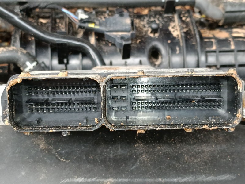 Recambio de centralita motor uce para skoda kamiq (nw4) 1.0 tsi referencia OEM IAM 05C907394D 42022454 