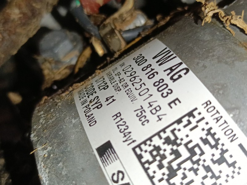 Recambio de compresor aire acondicionado para skoda kamiq (nw4) 1.0 tsi referencia OEM IAM 3Q0816803E  