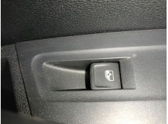 MANDO ELEVALUNAS DELANTERO DERECHO 