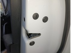 CERRADURA PUERTA TRASERA DERECHA 