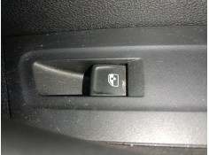 MANDO ELEVALUNAS TRASERO DERECHO 