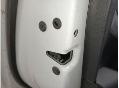 CERRADURA PUERTA TRASERA IZQUIERDA 