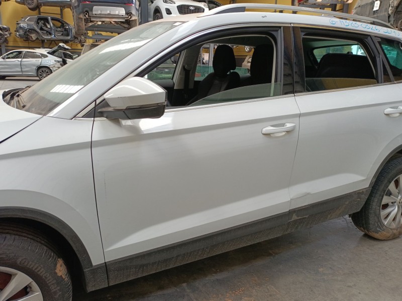 Recambio de puerta delantera izquierda para skoda karoq (nu7, nd7) 1.5 tsi referencia OEM IAM   