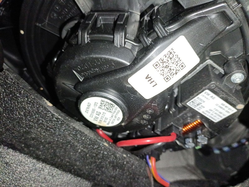 Recambio de ventilador calefaccion para skoda karoq (nu7, nd7) 1.5 tsi referencia OEM IAM   