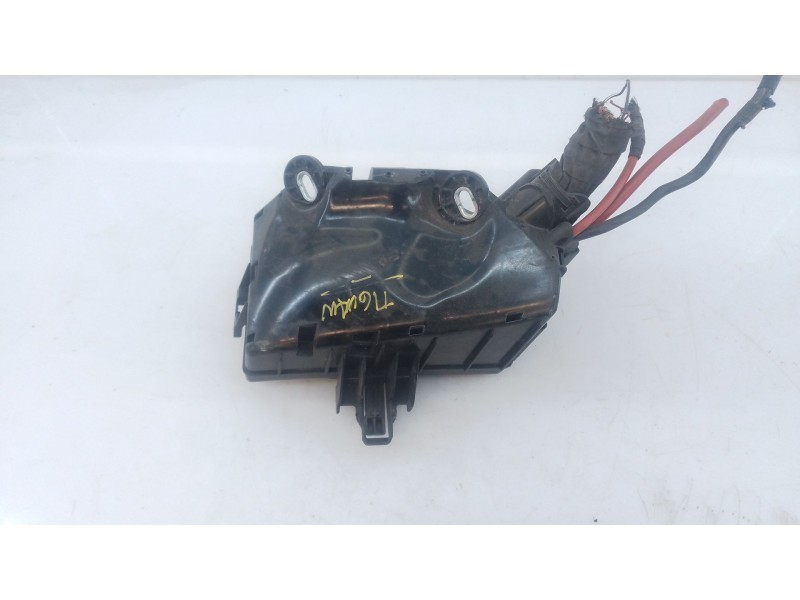 Recambio de caja reles / fusibles para volkswagen tiguan sport bmt referencia OEM IAM   