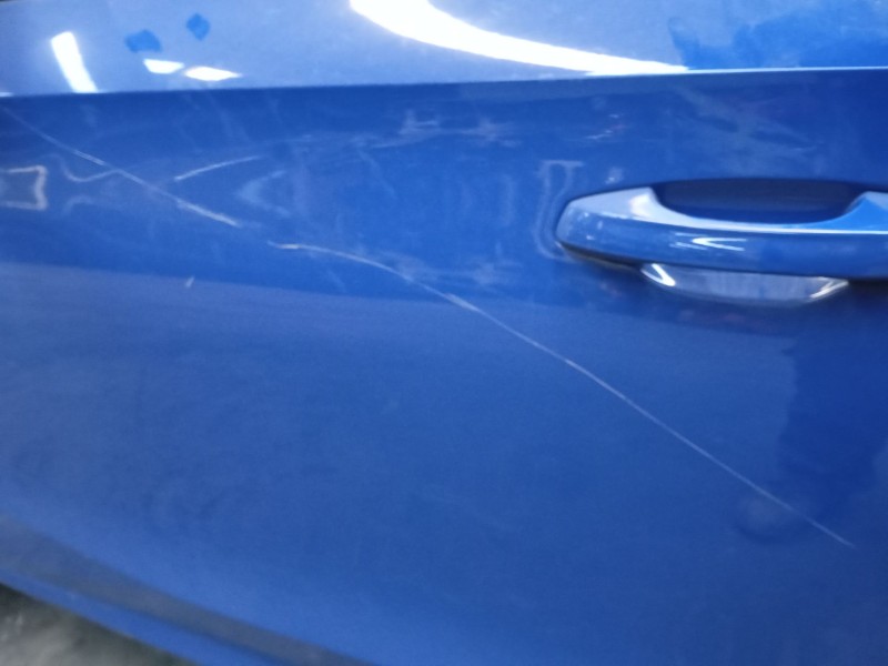 Recambio de puerta delantera izquierda para skoda fabia iv (pj3) 1.0 tsi referencia OEM IAM   