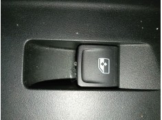 MANDO ELEVALUNAS DELANTERO DERECHO 