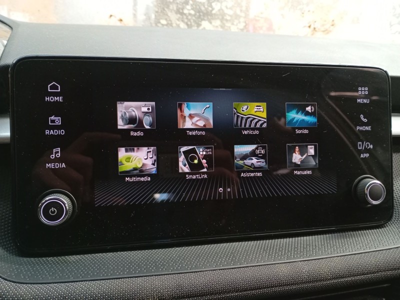 Recambio de sistema audio / radio cd para skoda fabia iv (pj3) 1.0 tsi referencia OEM IAM   