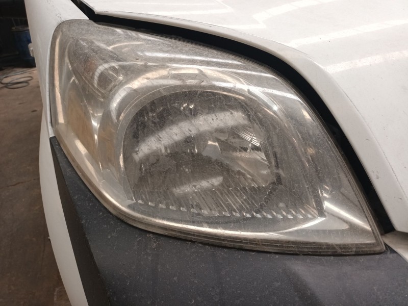 Recambio de faro derecho para peugeot bipper tepee 1.4 hdi referencia OEM IAM   