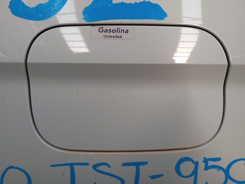 Recambio de tapa exterior combustible para skoda fabia iv (pj3) 1.0 tsi referencia OEM IAM   