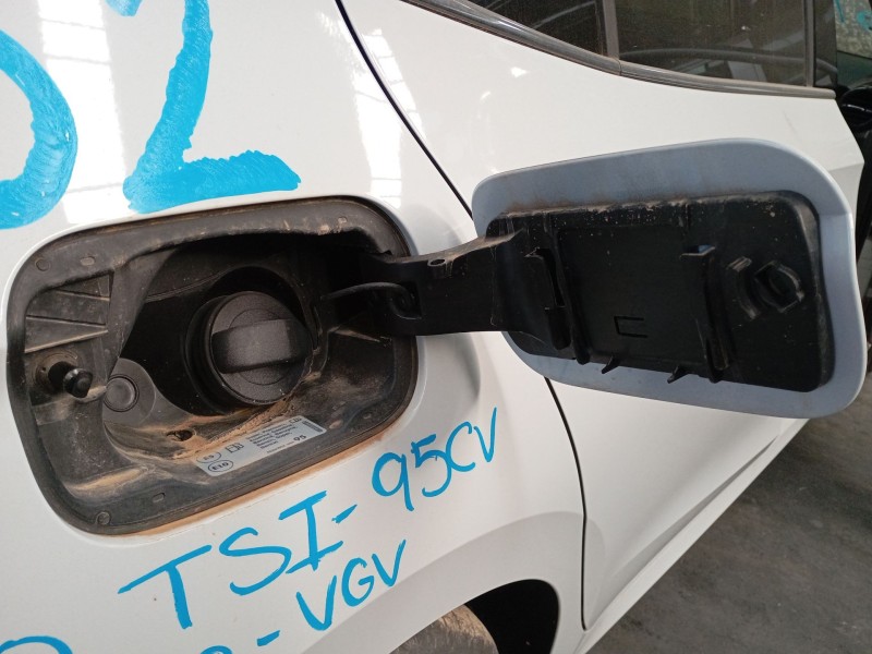 Recambio de tapa exterior combustible para skoda fabia iv (pj3) 1.0 tsi referencia OEM IAM   